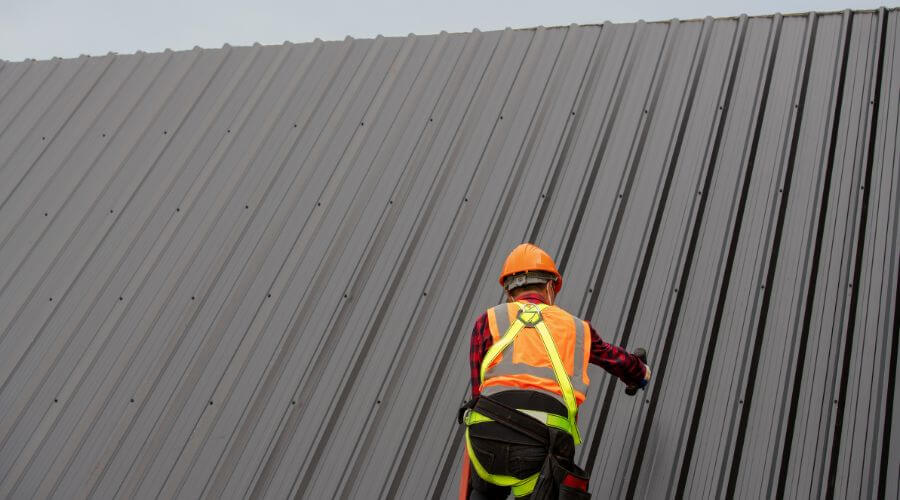 Professional residential roofers in Savoonga, AK